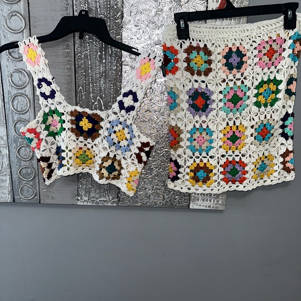 CROCHET PATCHWORK TOP & SKIRT
BEACH TWO-PIECE - Picture 3 of 3